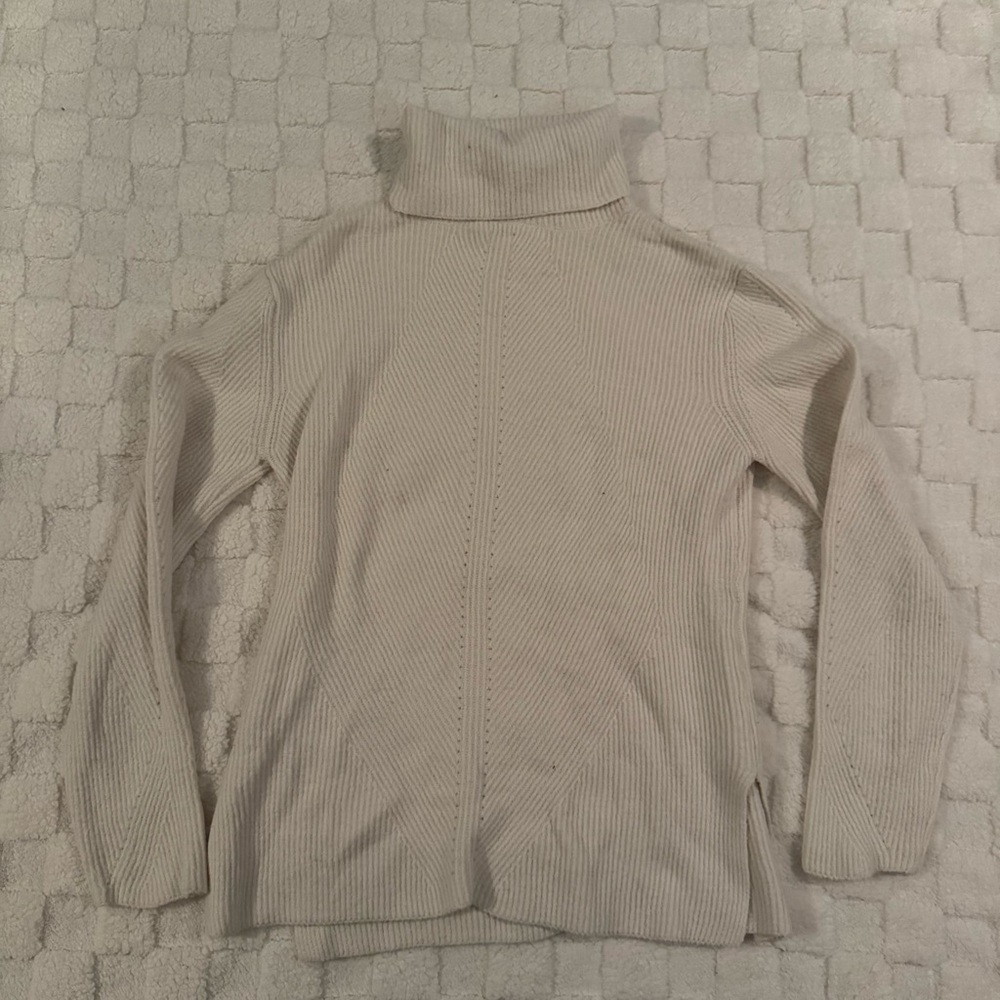 Double Zero Cream Ribbed Knit Turtleneck Sweater, Women’s Large